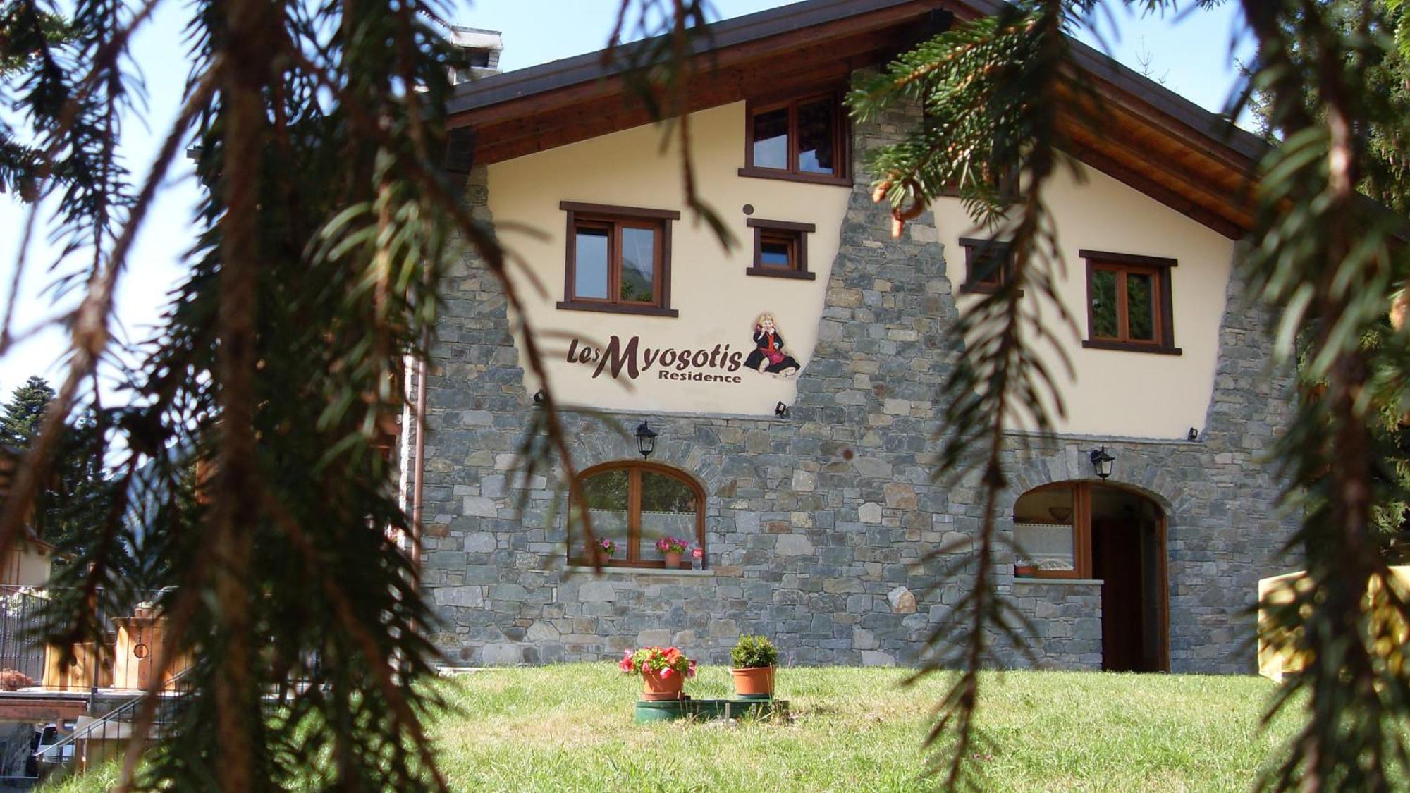 Residence Les Myosotis Чамполук Екстериор снимка