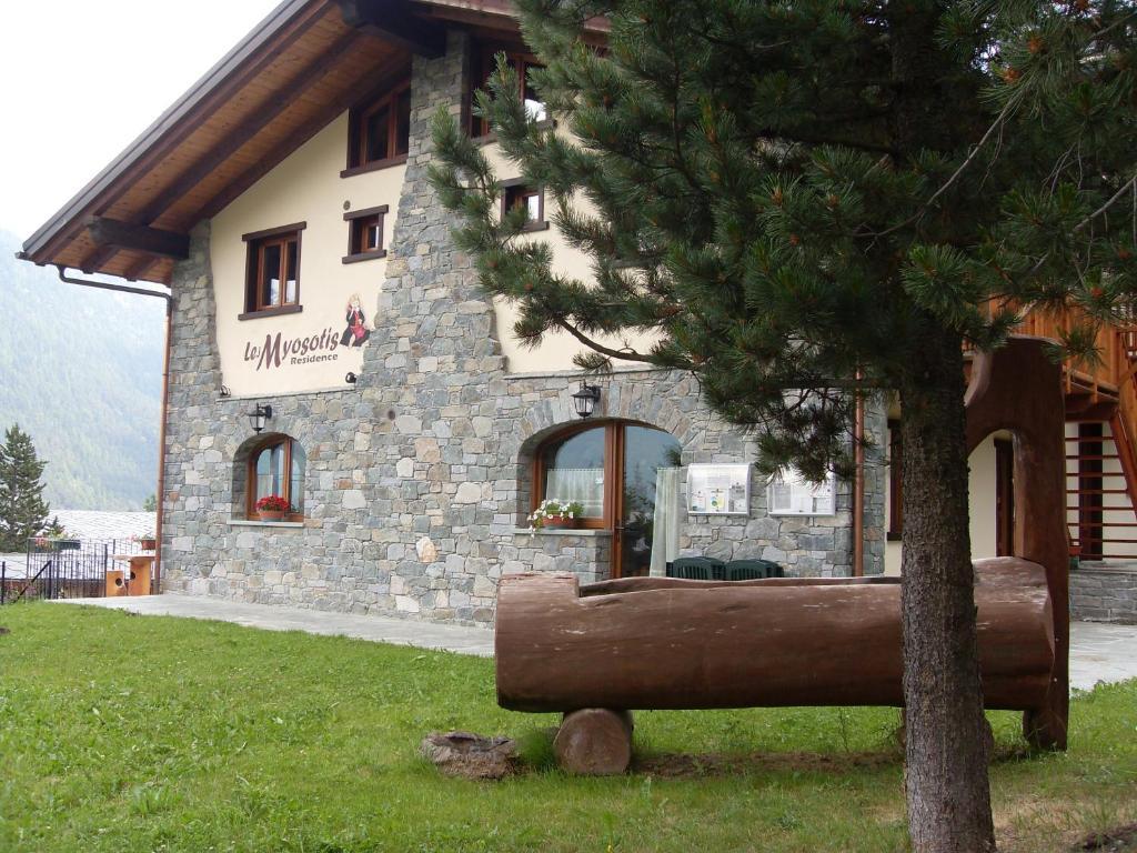 Residence Les Myosotis Чамполук Екстериор снимка